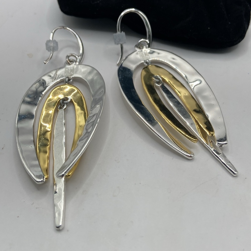 Robert Lee Morris Hammered 2 Tone Dangle Earrings Yellow White Bronze Pierced - Picture 11 of 12